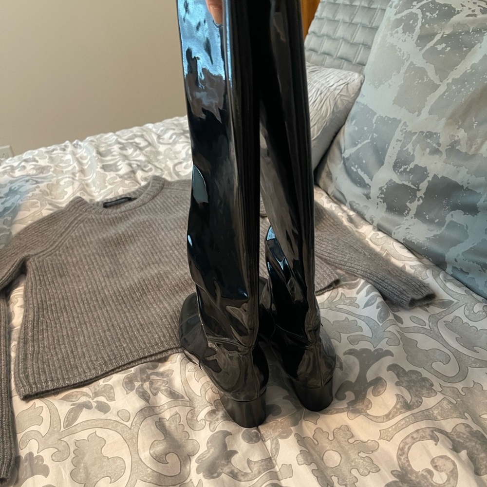 CHANEL Black Heeled Boots Leather Elegance - Picture 8 of 13